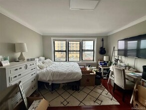 302 E Broadway in Long Beach, NY - Building Photo - Building Photo