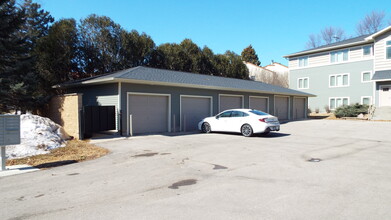 The Dove Apartments in Rochester, MN - Building Photo - Building Photo