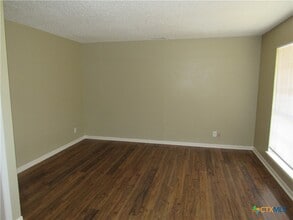 1603 S 2nd St in Killeen, TX - Building Photo - Building Photo