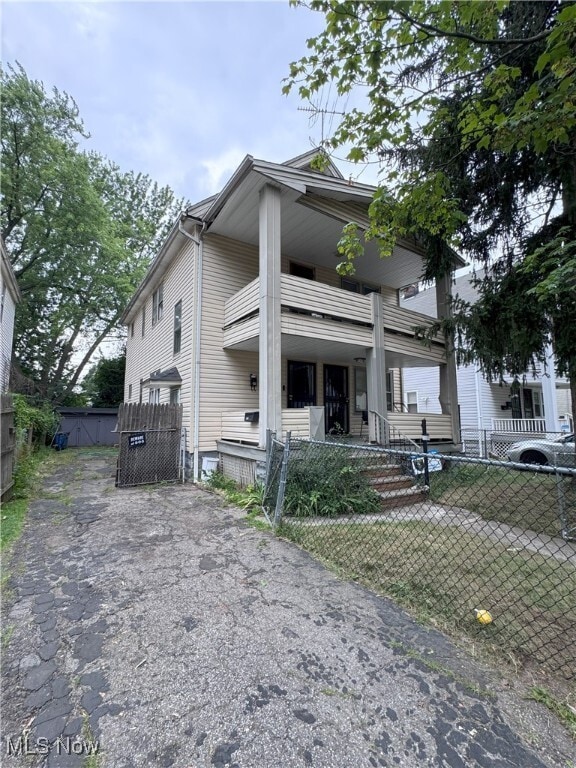 property at 2786 E 119th St