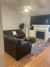625 Lory Ln in Grovetown, GA - Foto de edificio - Building Photo