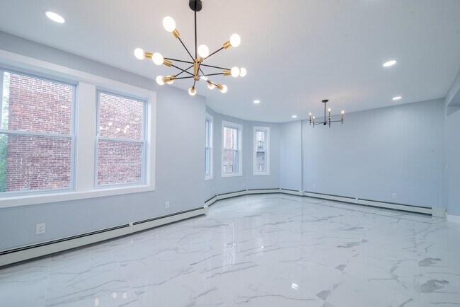 1409 Manhattan Ave in Union City, NJ - Building Photo - Building Photo