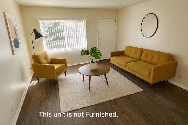 property at 14926 Hawthorne Blvd