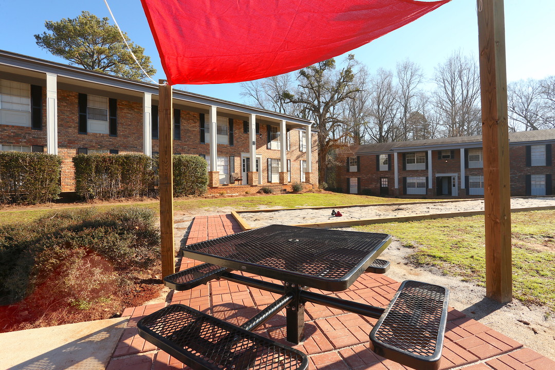 Flats at 235 in Athens, GA - Building Photo