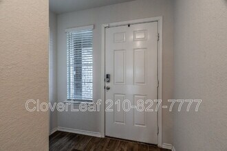 11902 Mulberry Creek in San Antonio, TX - Building Photo - Building Photo