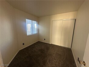 1241 Silver Prospect Dr in Las Vegas, NV - Building Photo - Building Photo