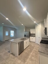 549 Bronze Cir E in Springtown, TX - Building Photo - Building Photo