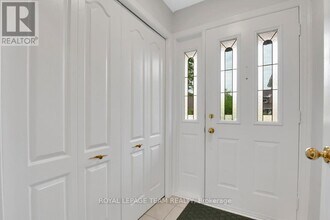1684 Des Sapins Gardens in Ottawa, ON - Building Photo - Building Photo