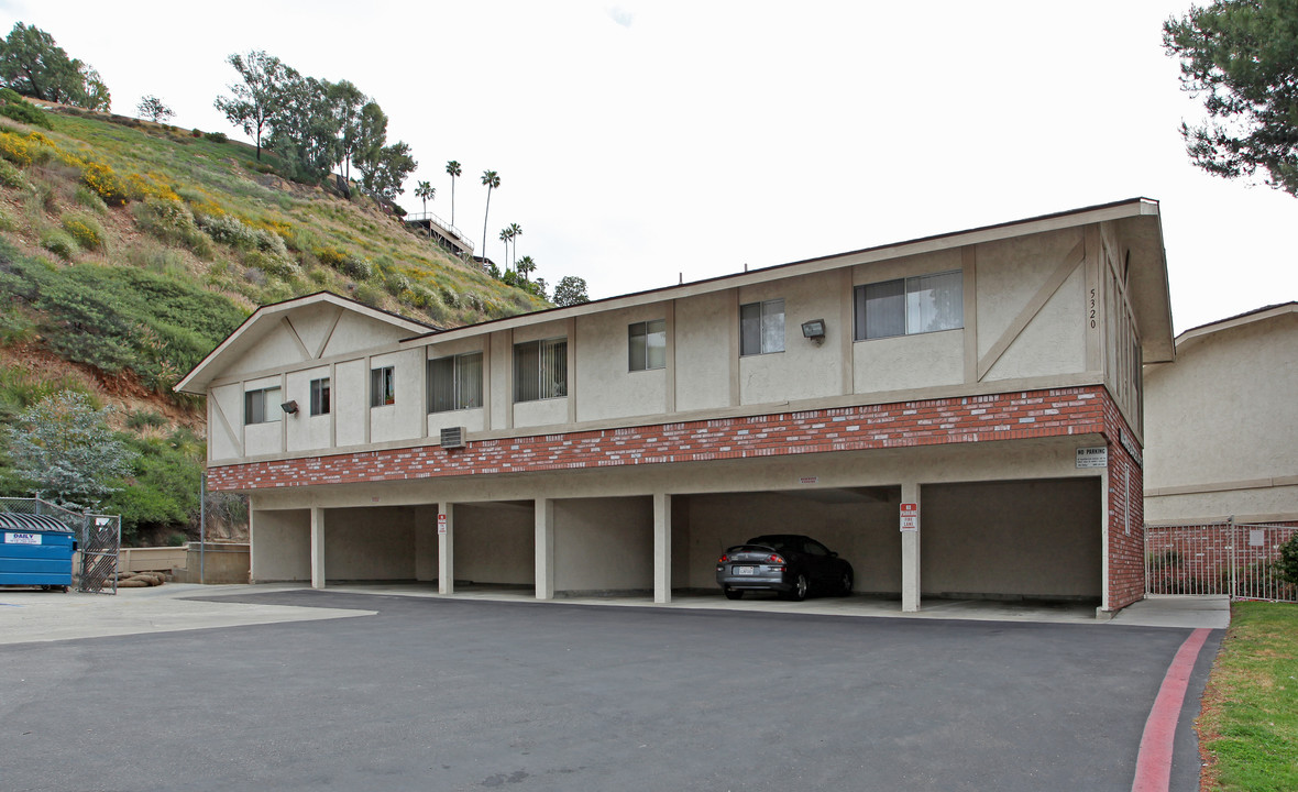 Waring Garden in San Diego, CA - Building Photo