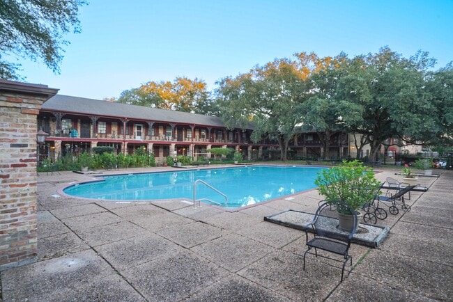 5216 Arboles Dr