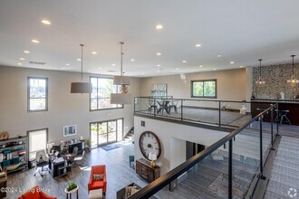 9401 Hurstbourne Park Blvd-Unit -12 in Louisville, KY - Building Photo - Building Photo