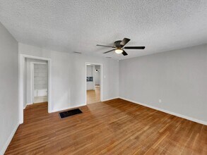 3815 32nd St in Lubbock, TX - Building Photo - Building Photo