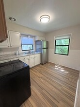 122 Elkan Ave in Ferguson, MO - Building Photo - Building Photo