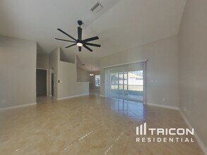 4431 Vaquero St in North Port, FL - Building Photo - Building Photo