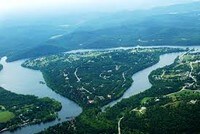 Building Photo - Peachtree Village Apartamentos in Holiday Island, Arkansas