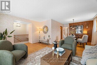 5 Bromley Crescent in Brampton, ON - Building Photo - Building Photo