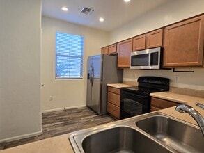 3303 S Lakeside Ridge Loop in Tucson, AZ - Building Photo - Building Photo