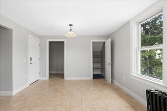 36 Cedar St in Worcester, MA - Foto de edificio - Building Photo