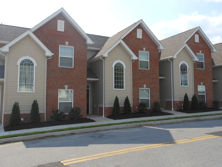 Chatham Mews in Altoona, PA - Foto de edificio