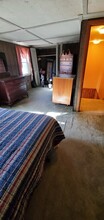 69 Stuart St, Unit Room C in Watertown, MA - Foto de edificio - Building Photo