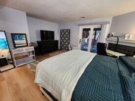 3922 Marquis Pl, Unit Furnished basement master in Woodbridge, VA - Building Photo