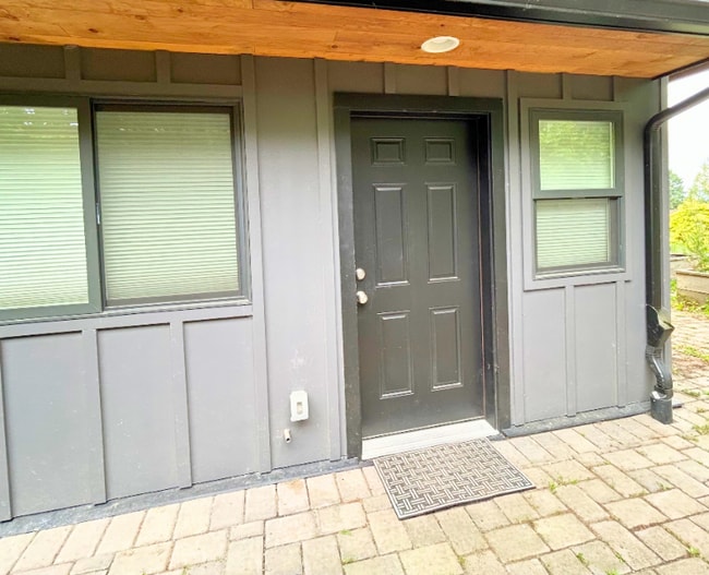 property at 1511 SW Dolph Ct