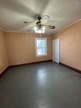 1327 W Kilgore Ave in Muncie, IN - Building Photo - Building Photo