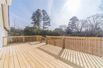 3101 Brooks Dr in Snellville, GA - Building Photo - Building Photo