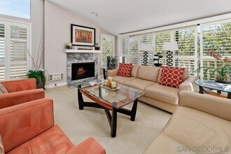 579 S Sierra Ave in Solana Beach, CA - Building Photo - Building Photo