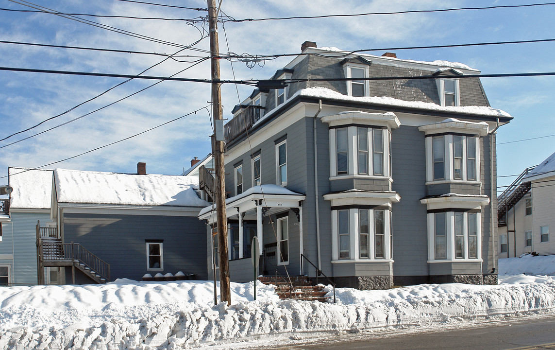 350 Main St in Biddeford, ME - Building Photo