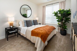 Attain at Bradford Creek in Huntsville, AL - Foto de edificio - Building Photo