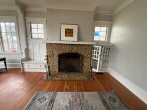 9633 NW St Helens Rd in Portland, OR - Foto de edificio - Building Photo