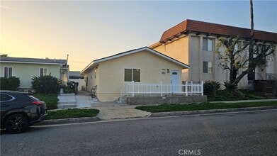 1203 W Shorb St in Alhambra, CA - Foto de edificio - Building Photo