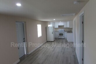 101 3rd St in Ft. Myers, FL - Building Photo - Building Photo