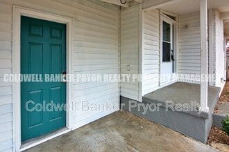 1606 Oaken Trail in Chattanooga, TN - Building Photo - Building Photo