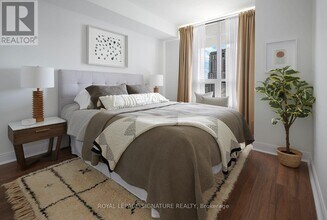 105 Harrison Garden Blvd in Toronto, ON - Building Photo - Building Photo