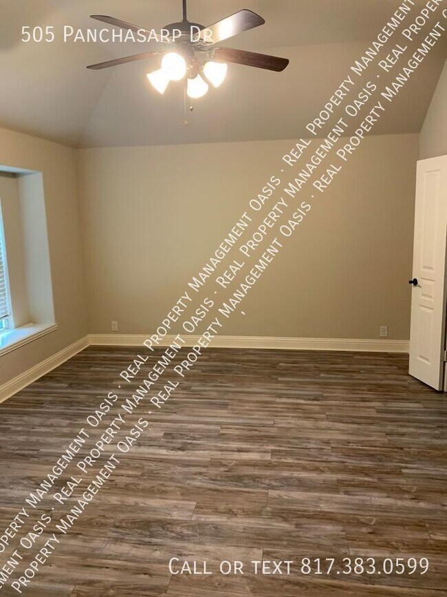 505 Panchasarp Dr in Crowley, TX - Building Photo - Building Photo