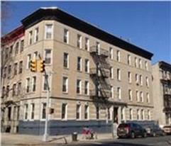 70 New York Ave in Brooklyn, NY - Building Photo
