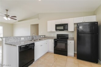 4112 18th St SW in Lehigh Acres, FL - Building Photo - Building Photo