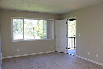 4609-4609 NE Killingsworth St in Portland, OR - Foto de edificio - Building Photo