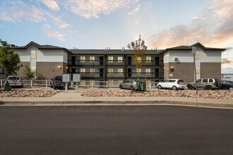 7 Cantril St in Castle Rock, CO - Building Photo - Building Photo