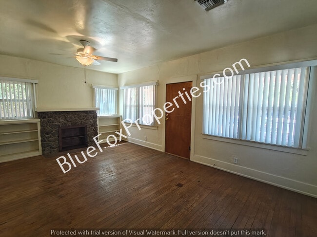 property at 827 E Helen St