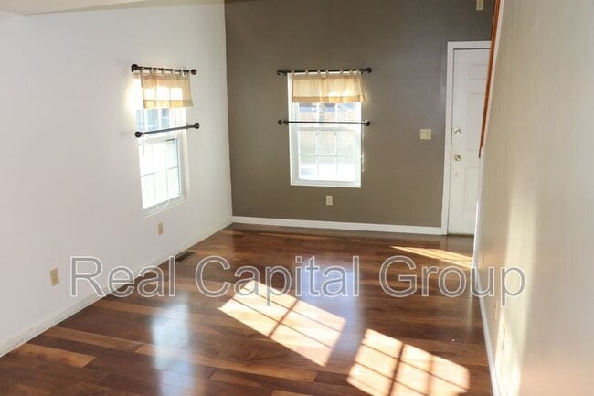 13 Katherine St in Queensbury, NY - Building Photo - Building Photo