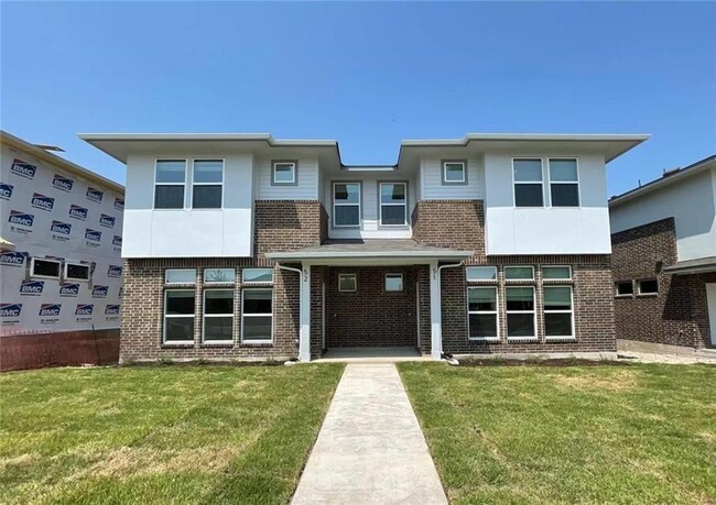 property at 605 W South St