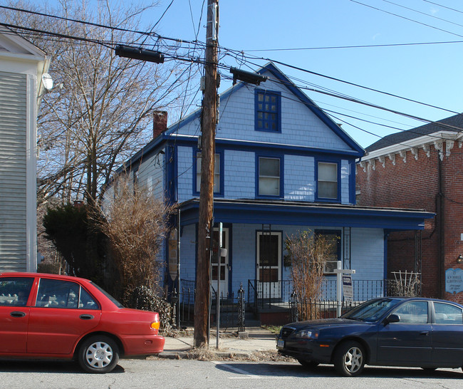 125 Broadway in Norwich, CT - Building Photo - Building Photo