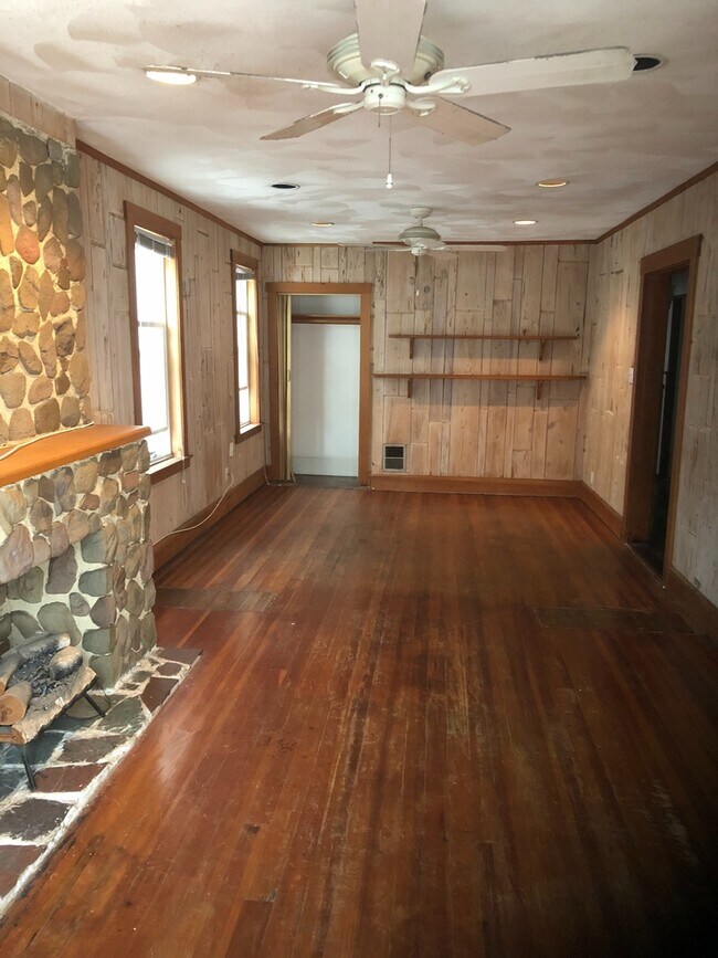 932 E 4th St in Boston, MA - Building Photo - Building Photo