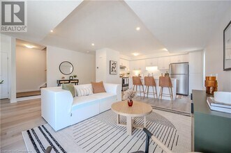 81 REVERIE Wy in Kitchener, ON - Building Photo - Building Photo