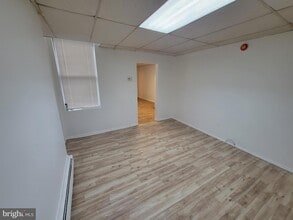 23 E Chestnut St in Norristown, PA - Building Photo - Building Photo