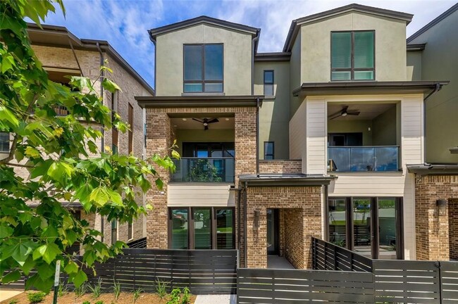 property at 4703 Unity Cir