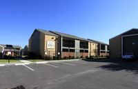 The Reserve at Creekbend Apartments in Houston, TX - Building Photo - Building Photo